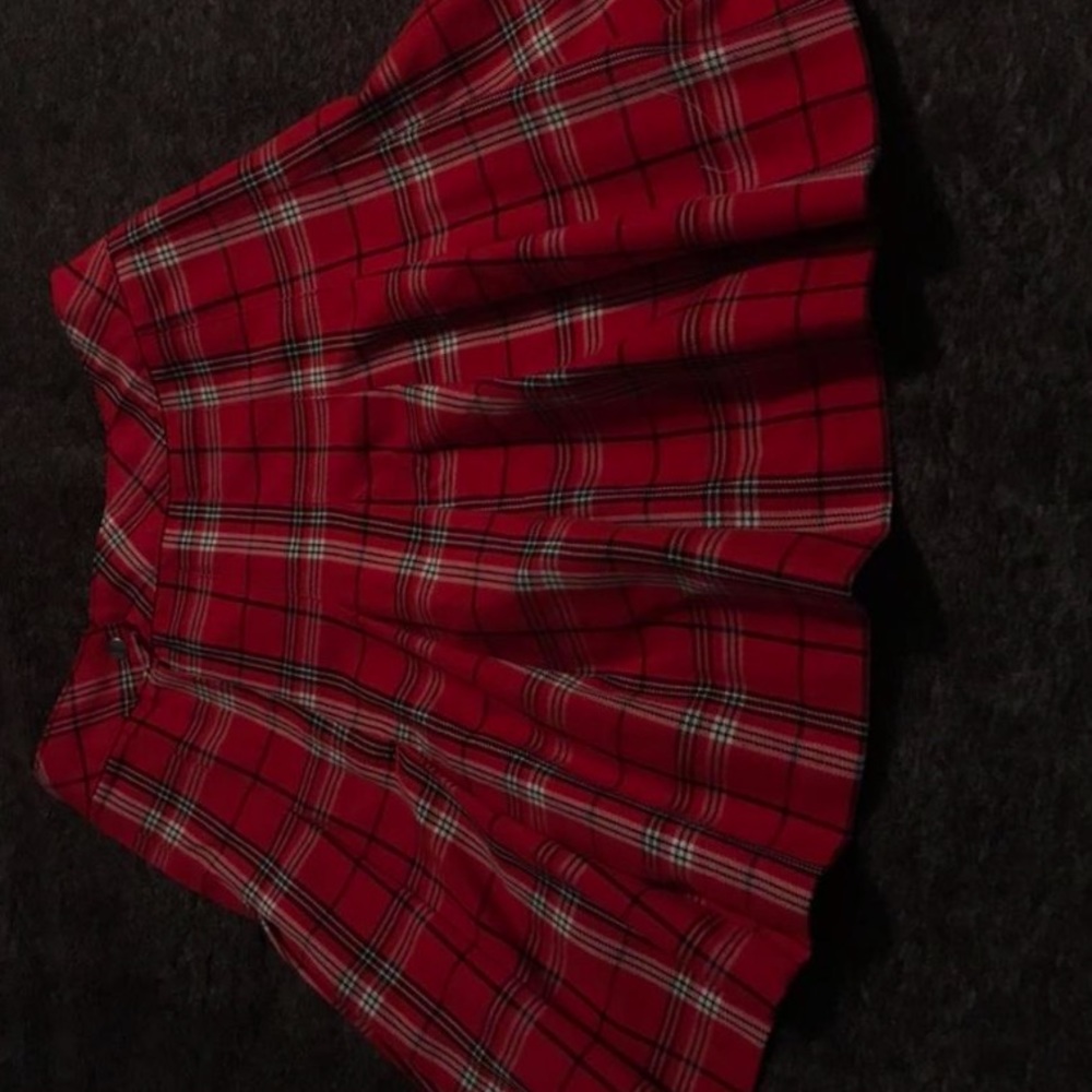 Cute plaid skirt